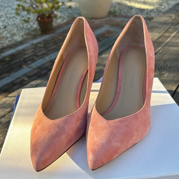 Veronica Beard Lisa pointed toe heels. NWOT. Never worn. Excellent condition. - Picture 2 of 9